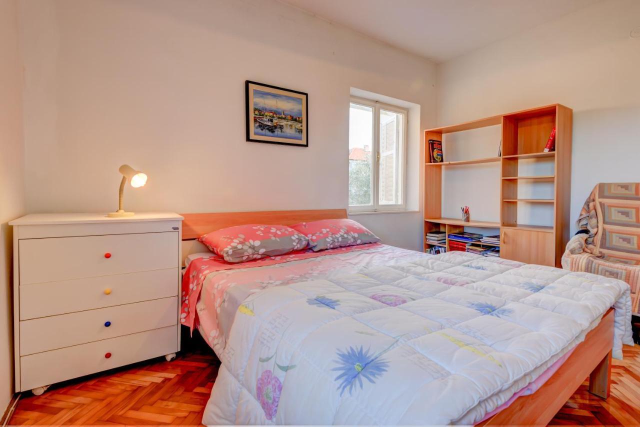 The Consists Of Two Bedrooms, A Bathroom, A Kitchen And A Living Appartement